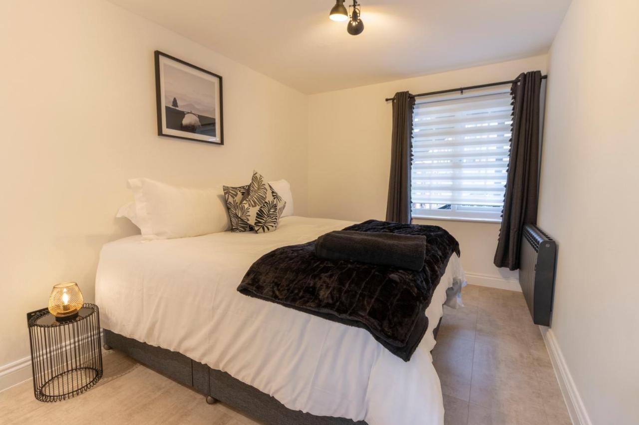 Spacious City Centre Apt Near Cathedral 엑서터 외부 사진