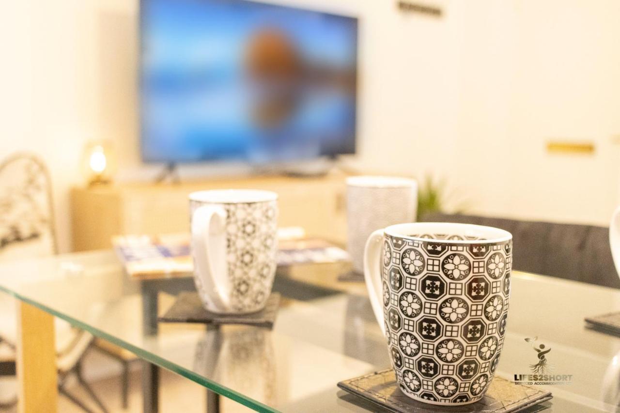 Spacious City Centre Apt Near Cathedral 엑서터 외부 사진
